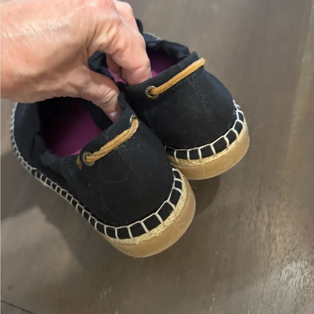 Sperry black canvas